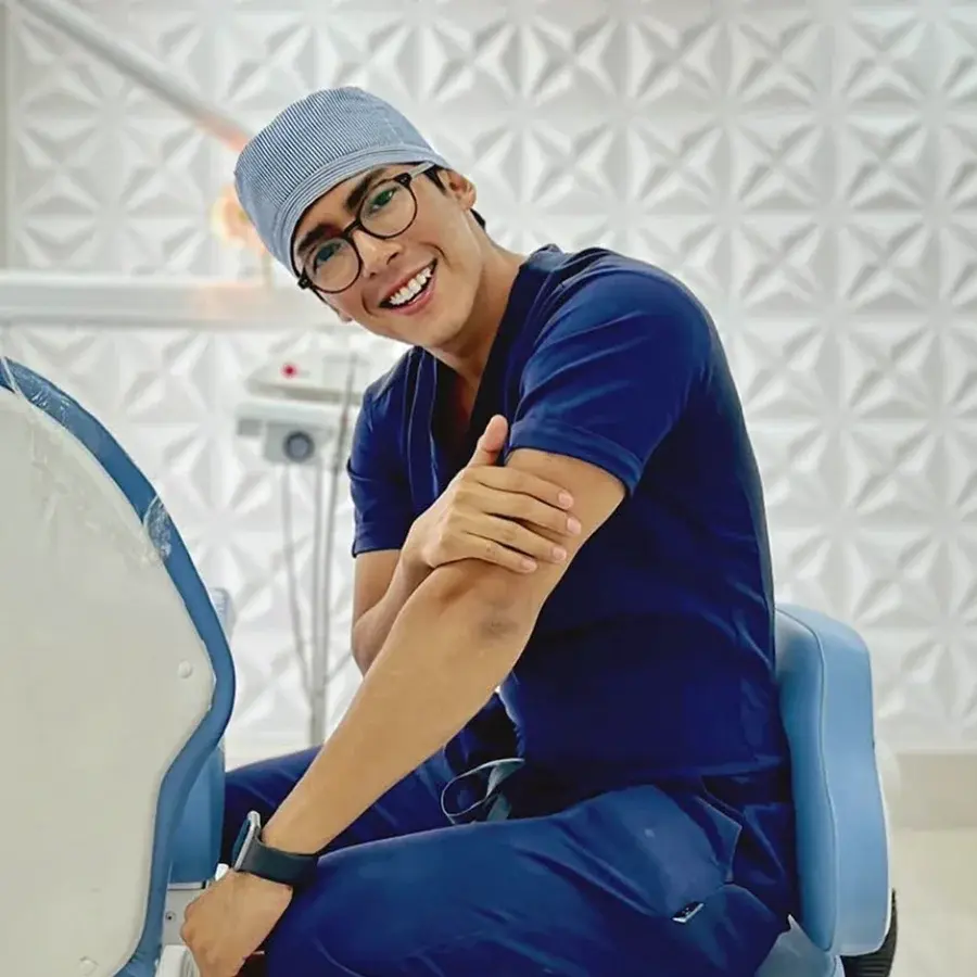 dr-eduardo-hoyos-sq